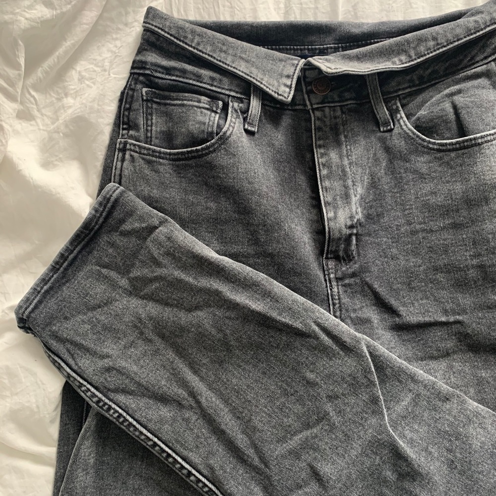 Hollister Vintage Stretch High-Rise Mom Jeans